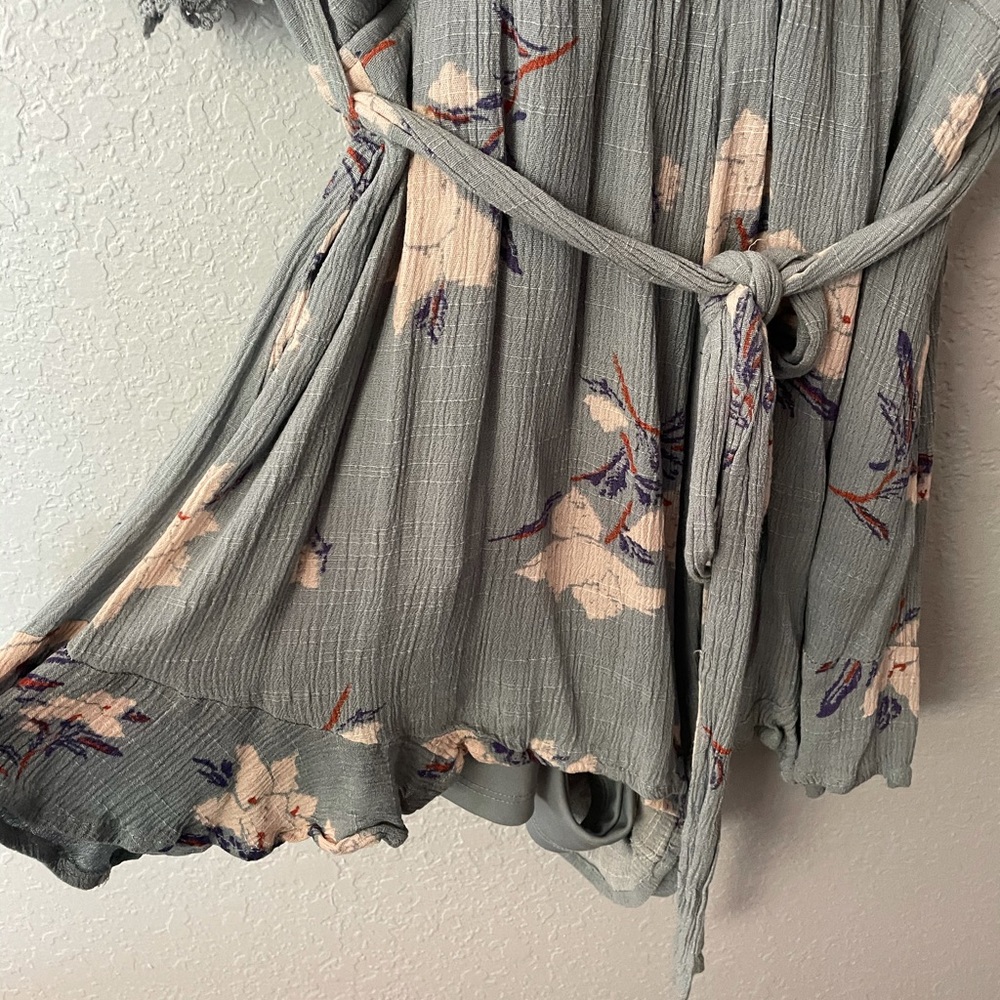 ROMPER - Picture 3 of 4